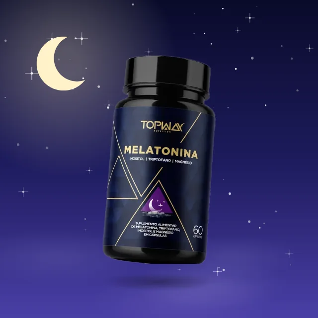 Frasco de Melatonina Topway com 60 cápsulas sob um céu de noite com lua e estrelas